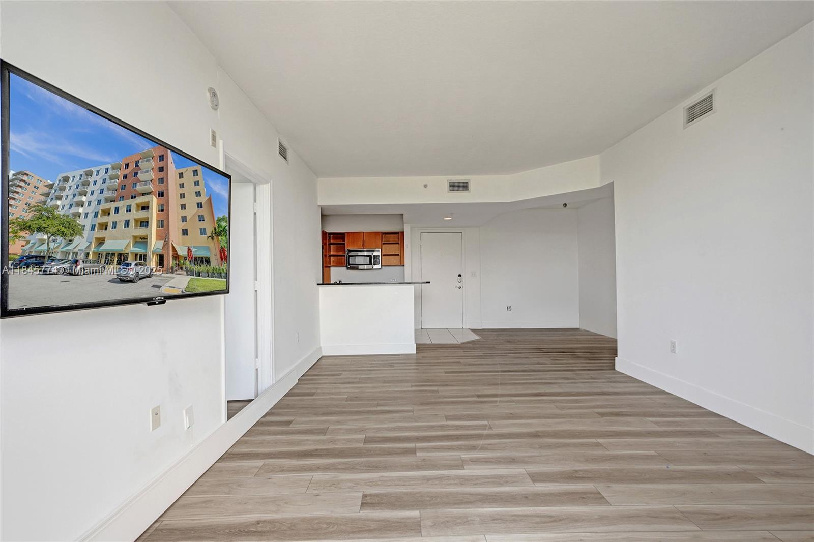 Photo of 2775 187th St  #202, Aventura, Florida, 33180 - 