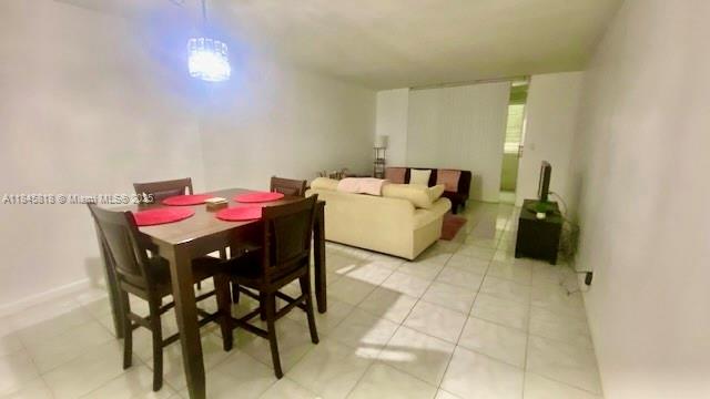 Photo of 301 14th Ave #206, Hallandale Beach, Florida, 33009 -