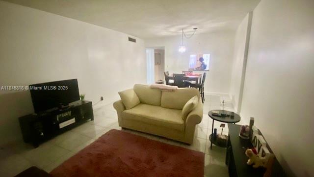 Photo of 301 14th Ave #206, Hallandale Beach, Florida, 33009 -