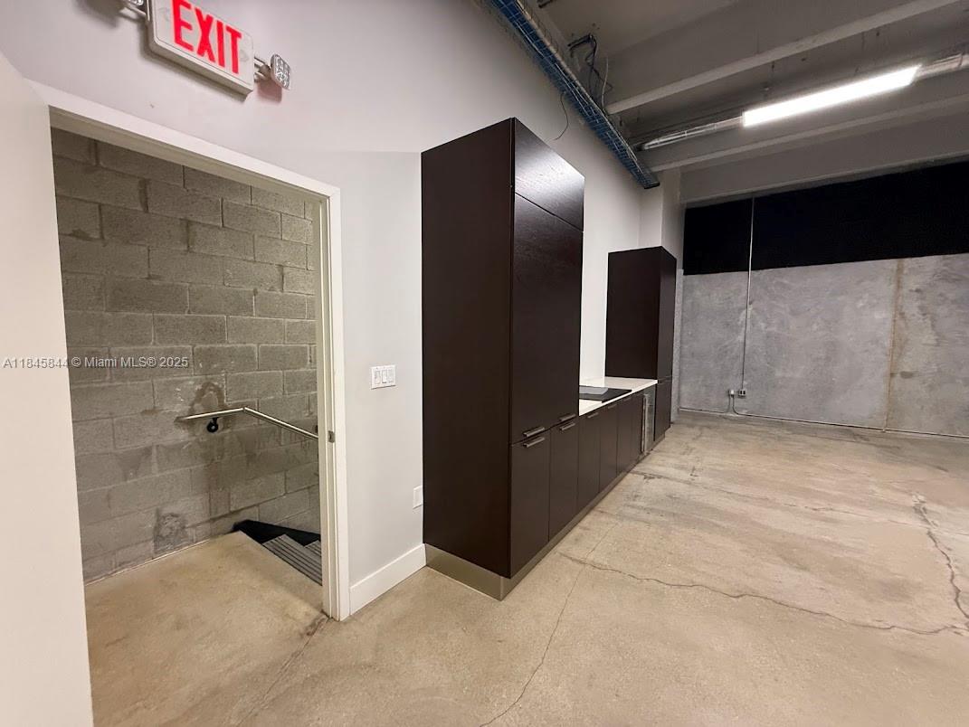 8  /   sq. ft. $ 2025-09-11 0 Photo
