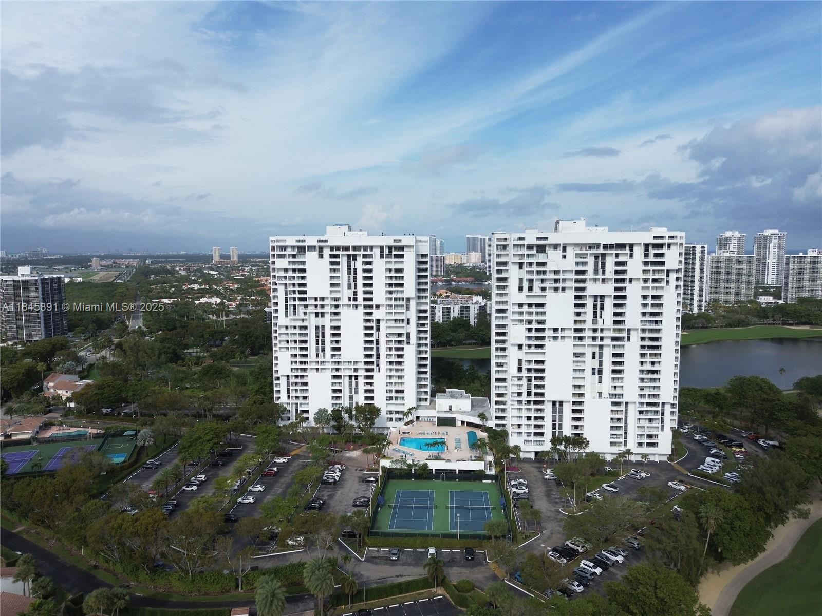 Photo of 20225 34th Ct #818, Aventura, Florida, 33180 -