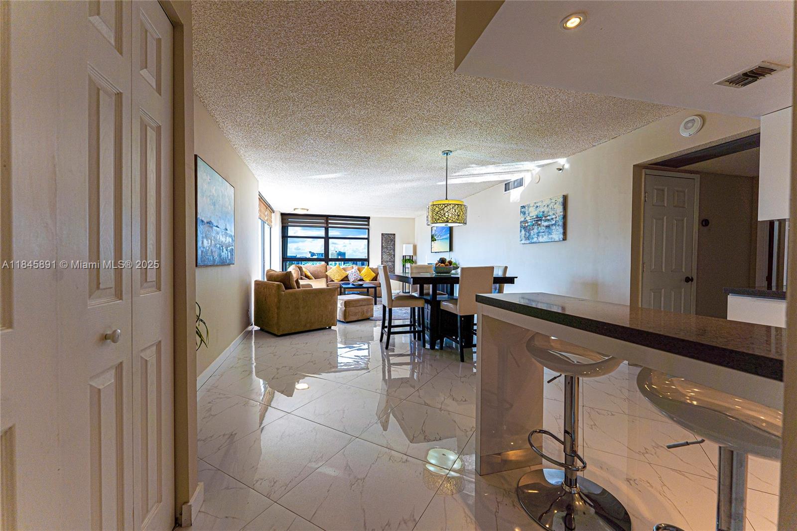 Photo of 20225 34th Ct  #818, Aventura, Florida, 33180 - 