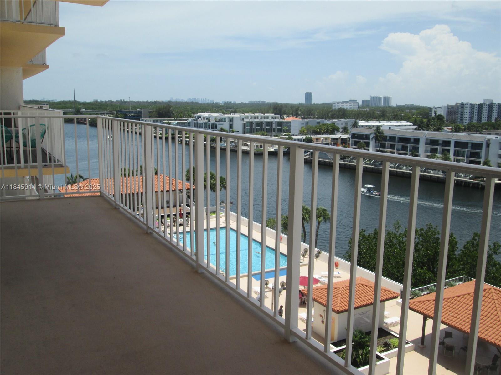 See details 903 2 / 2 1008 sq. ft. $ 2025-07-23 0 Photo
