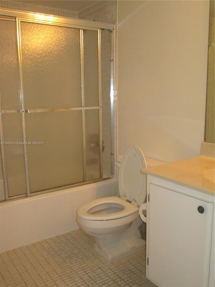 See details 903 2 / 2 1008 sq. ft. $ 2025-07-23 0 Photo