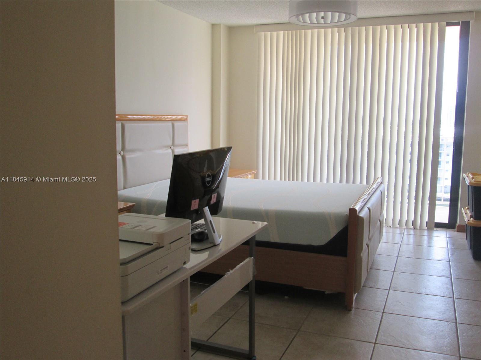See details 903 2 / 2 1008 sq. ft. $ 2025-07-23 0 Photo