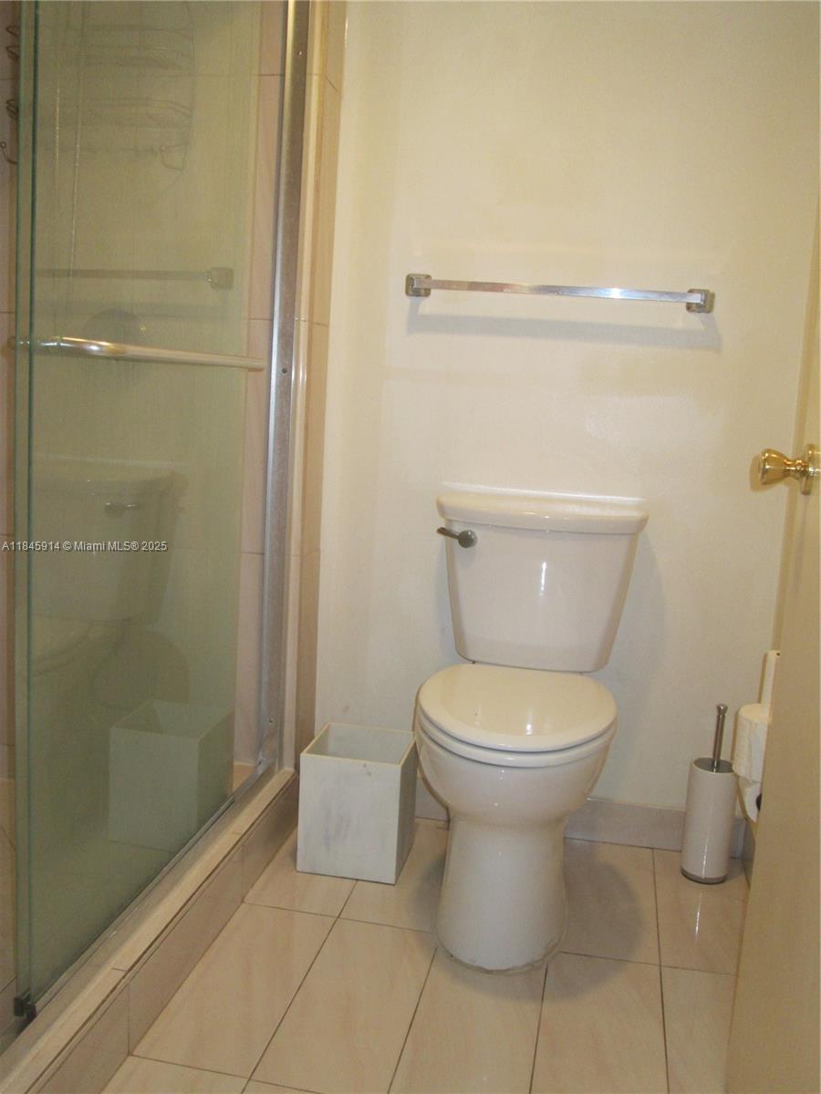 See details 903 2 / 2 1008 sq. ft. $ 2025-07-23 0 Photo