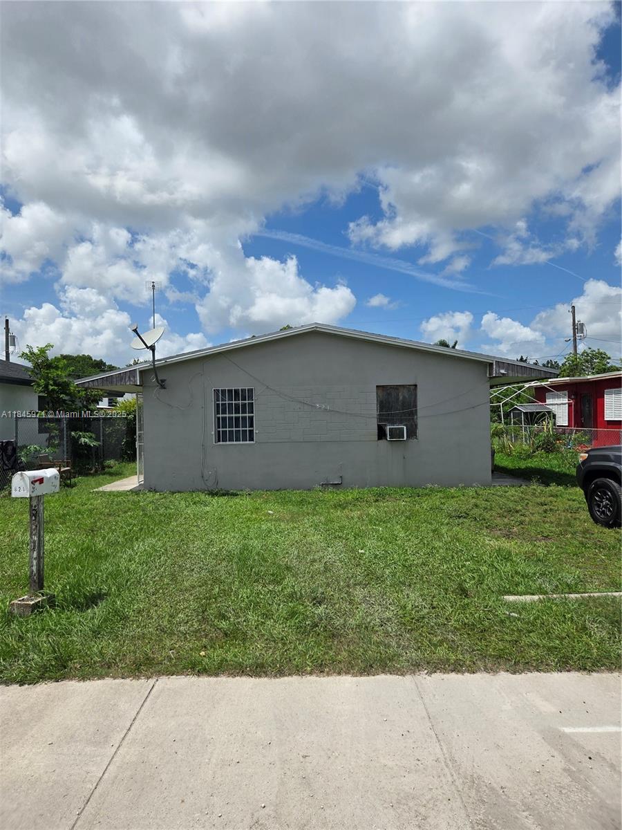 See details / 962 sq. ft. $ 2025-07-23 0 Photo