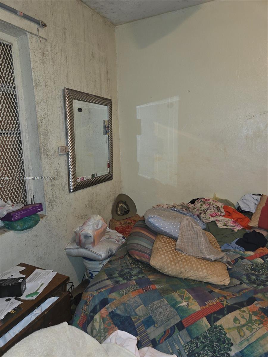 See details / 962 sq. ft. $ 2025-07-23 0 Photo