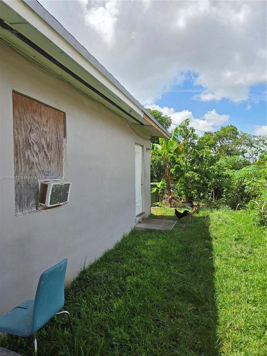 See details / 962 sq. ft. $ 2025-07-23 0 Photo