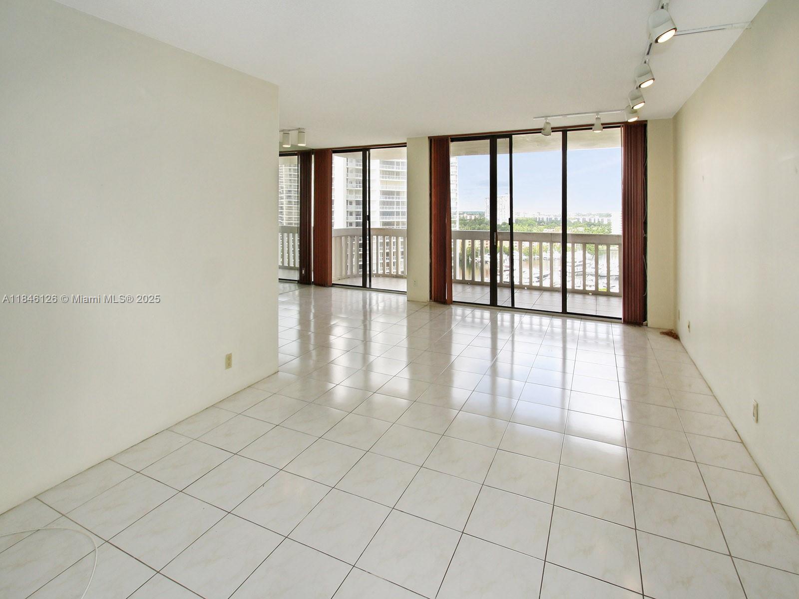 Photo of 19355 Turnberry Way  #12C, Aventura, Florida, 33180 - 