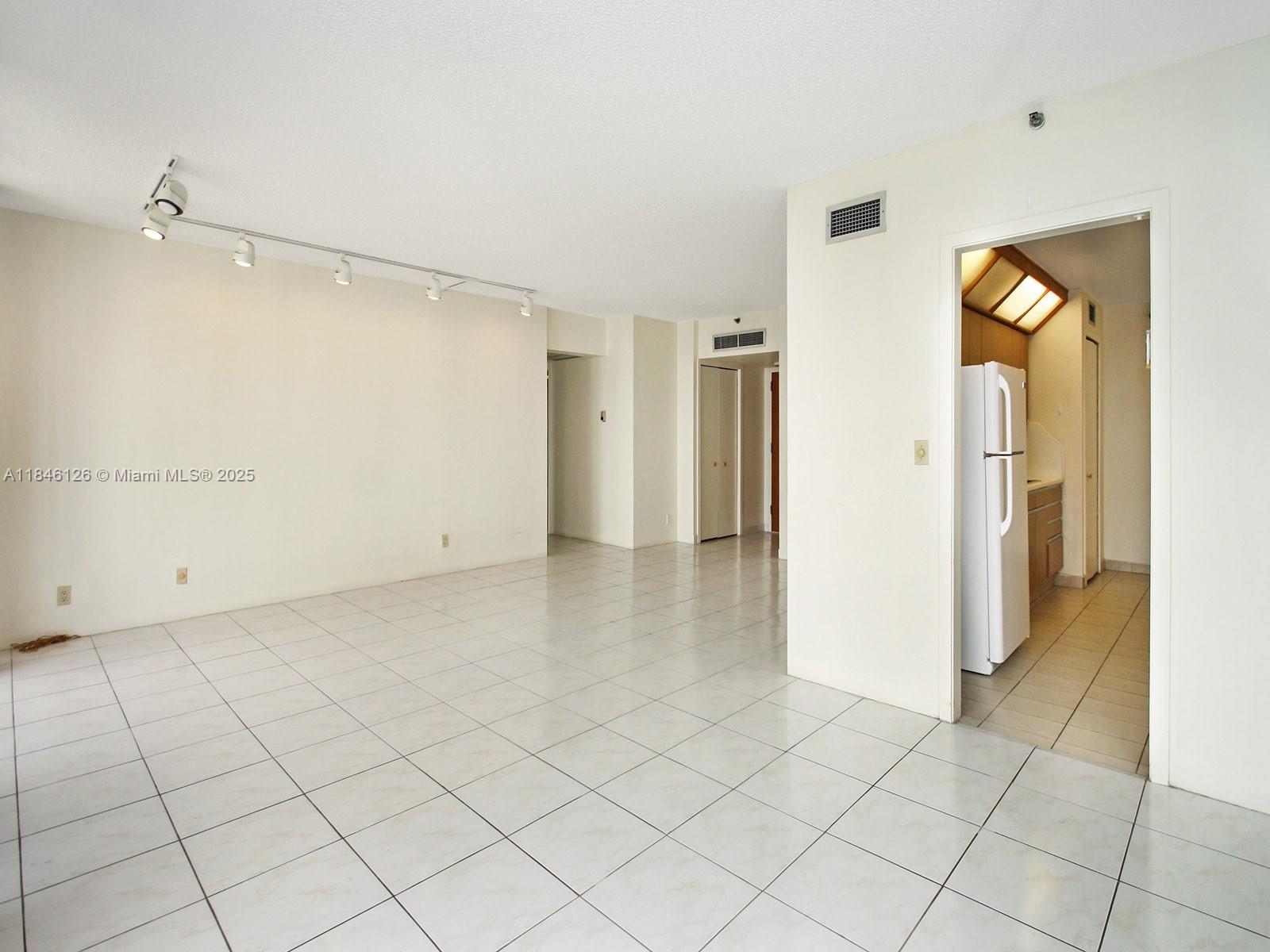 Photo of 19355 Turnberry Way  #12C, Aventura, Florida, 33180 - 