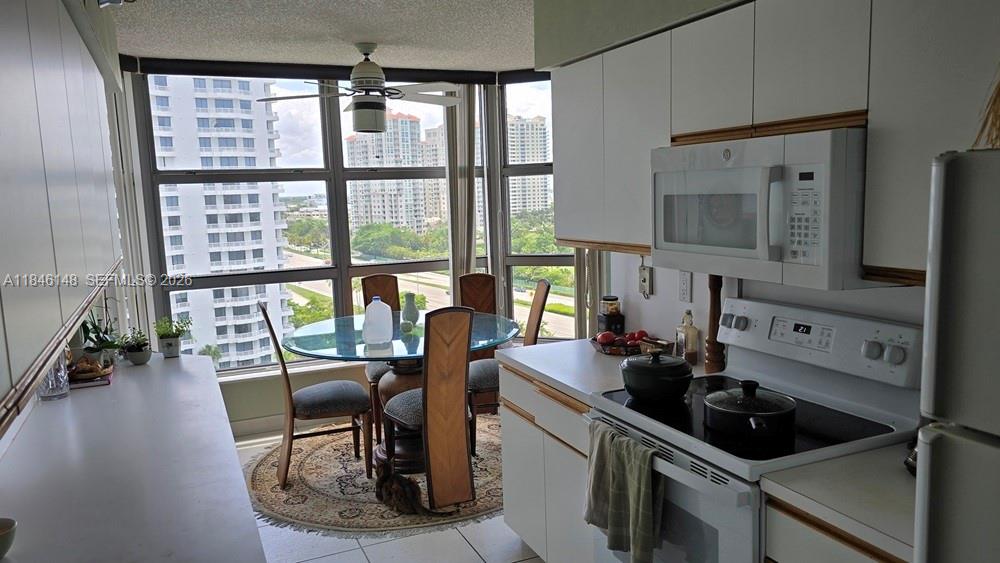 Photo of 3400 192nd St #1205, Aventura, Florida, 33180 - Original Current Kitchen