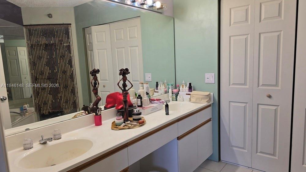 Photo of 3400 192nd St #1205, Aventura, Florida, 33180 - Master Bath