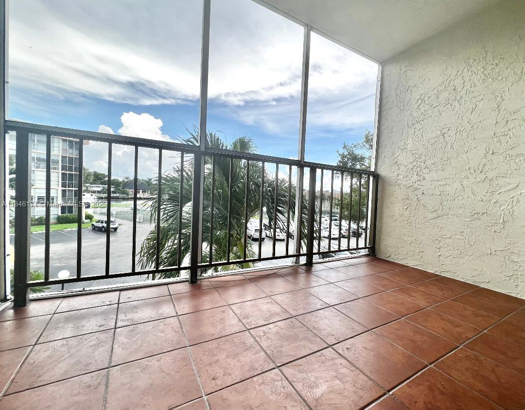 Photo of 701 Three Islands Blvd  #315, Hallandale Beach, Florida, 33009 - LARGE SCREENED BALCONY