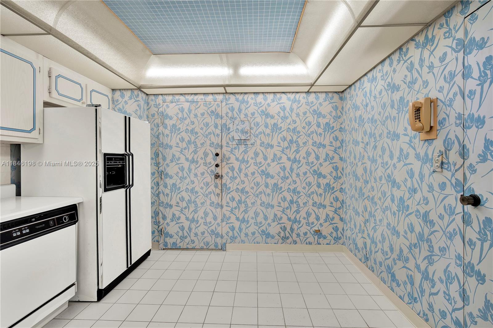 See details 1709 2 / 2 1087 sq. ft. $ 2025-07-24 0 Photo