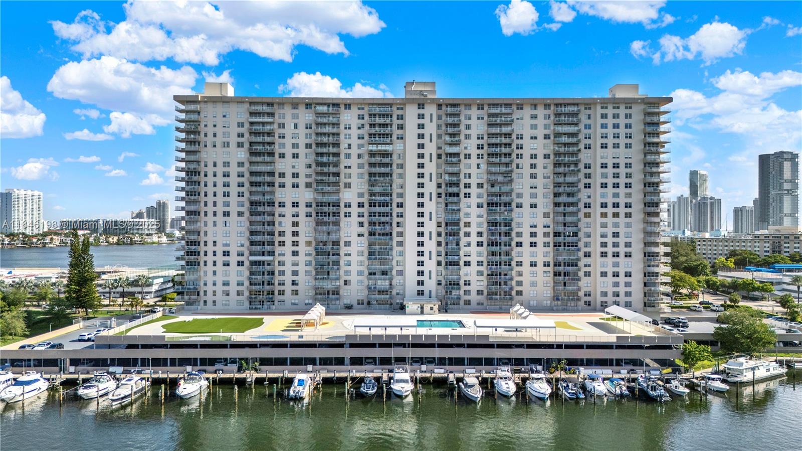 See details 1709 2 / 2 1087 sq. ft. $ 2025-07-24 0 Photo