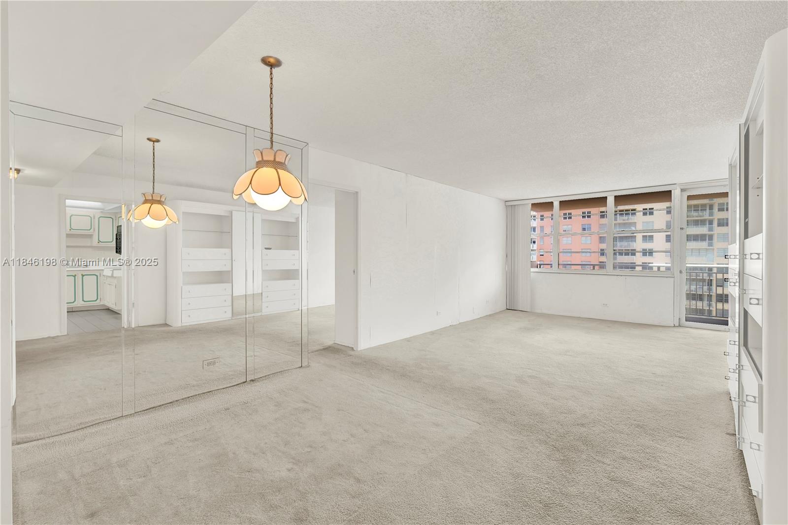 See details 1709 2 / 2 1087 sq. ft. $ 2025-07-24 0 Photo