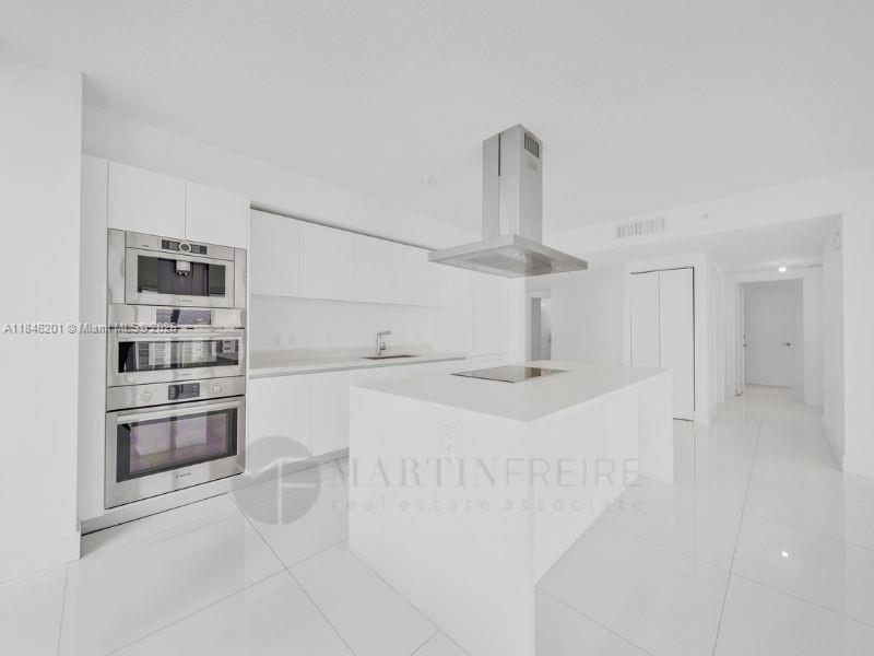 Ver detalles 4-701 3 / 4 1892 sq. ft. $ 2025-07-24 0 foto