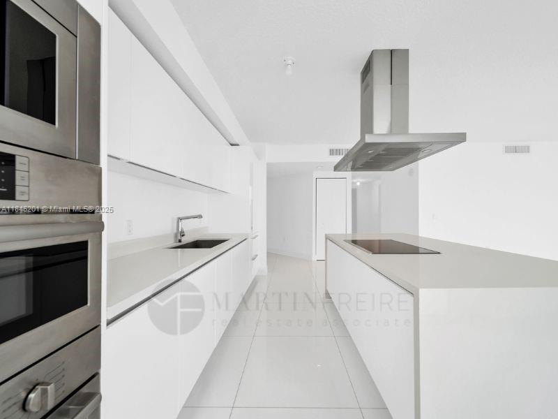 Ver detalles 4-701 3 / 4 1892 sq. ft. $ 2025-07-24 0 foto