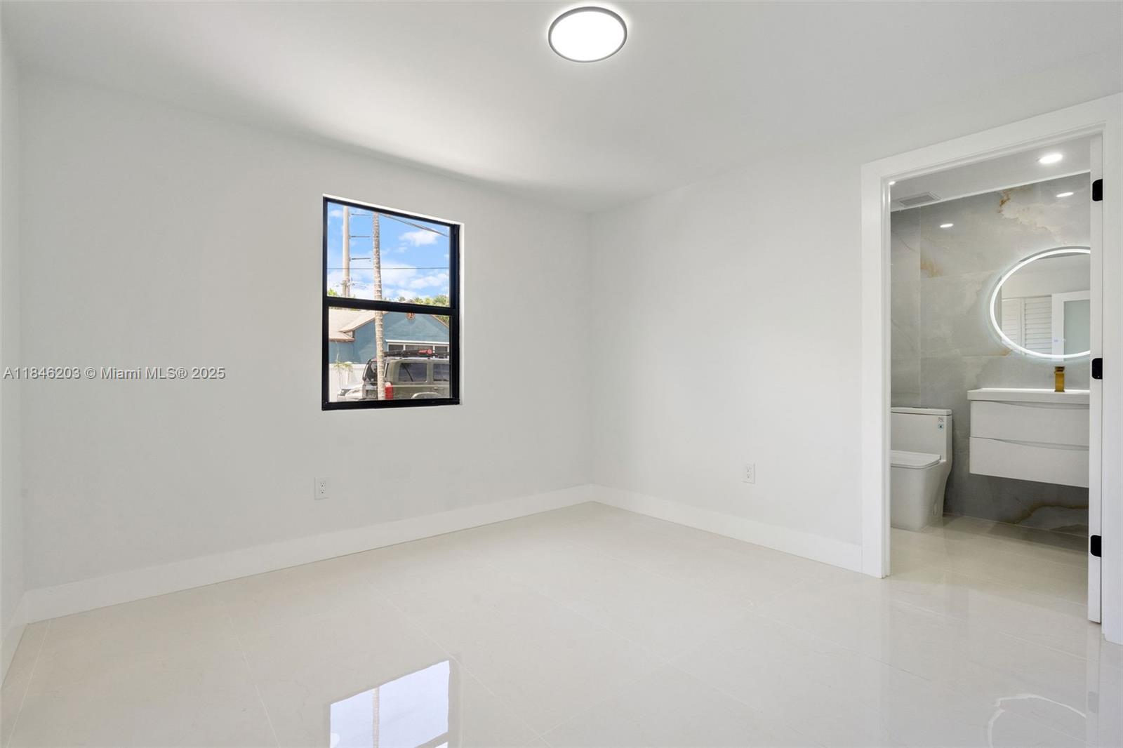 See details / 1340 sq. ft. $ 2025-07-24 0 Photo
