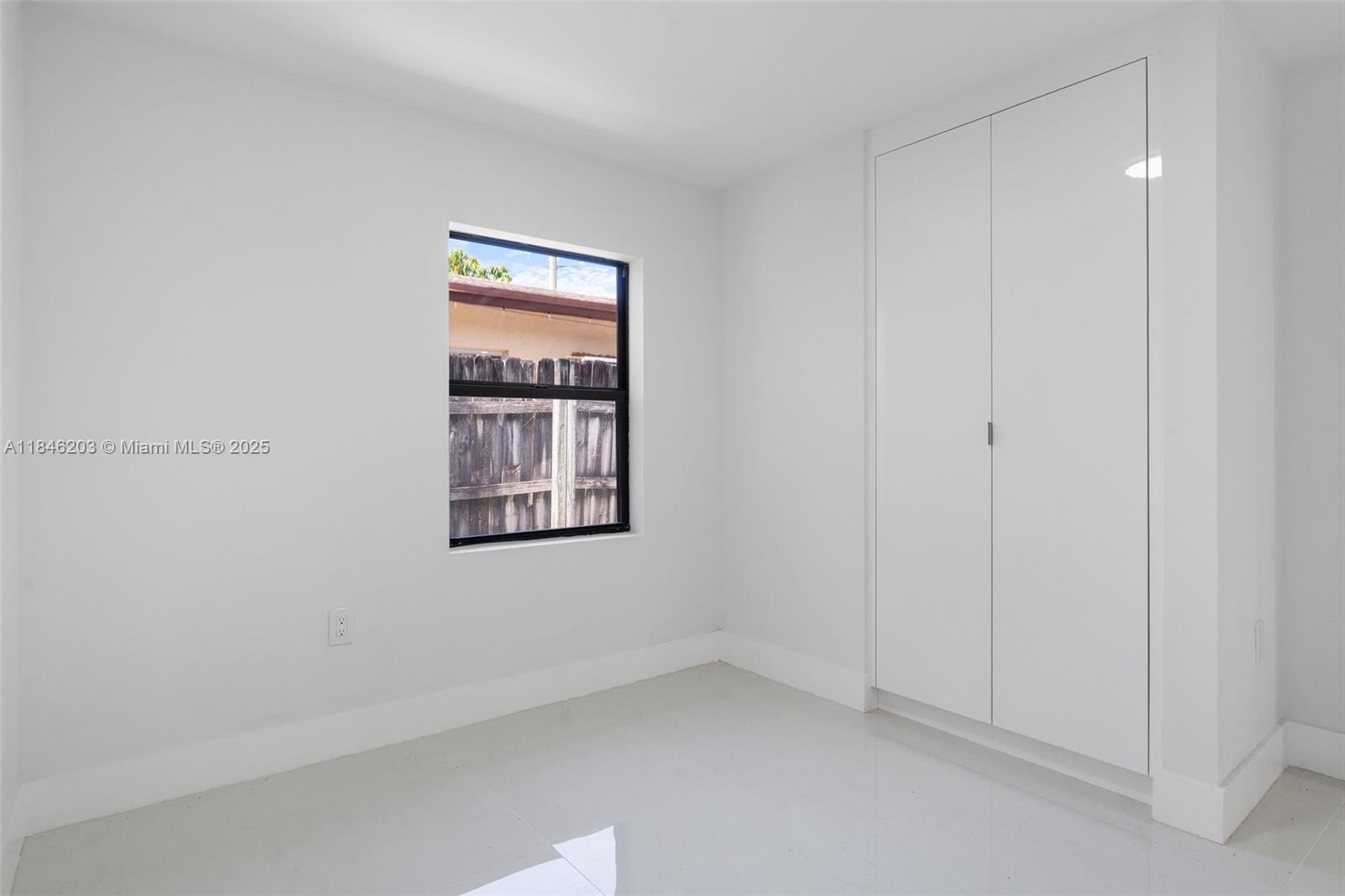See details / 1340 sq. ft. $ 2025-07-24 0 Photo