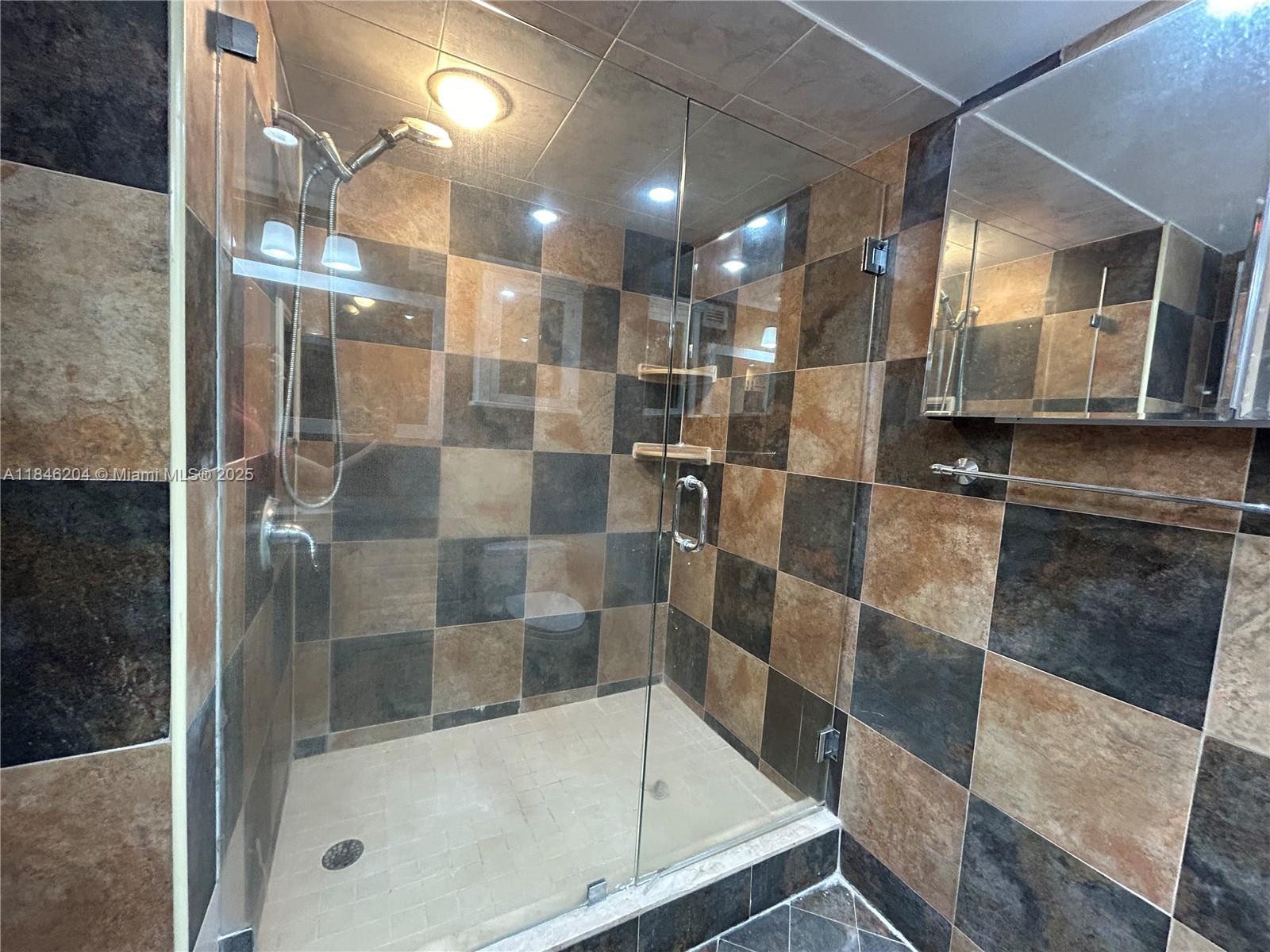 Photo of 2017 Ocean Dr  #1405, Hallandale Beach, Florida, 33009 - 