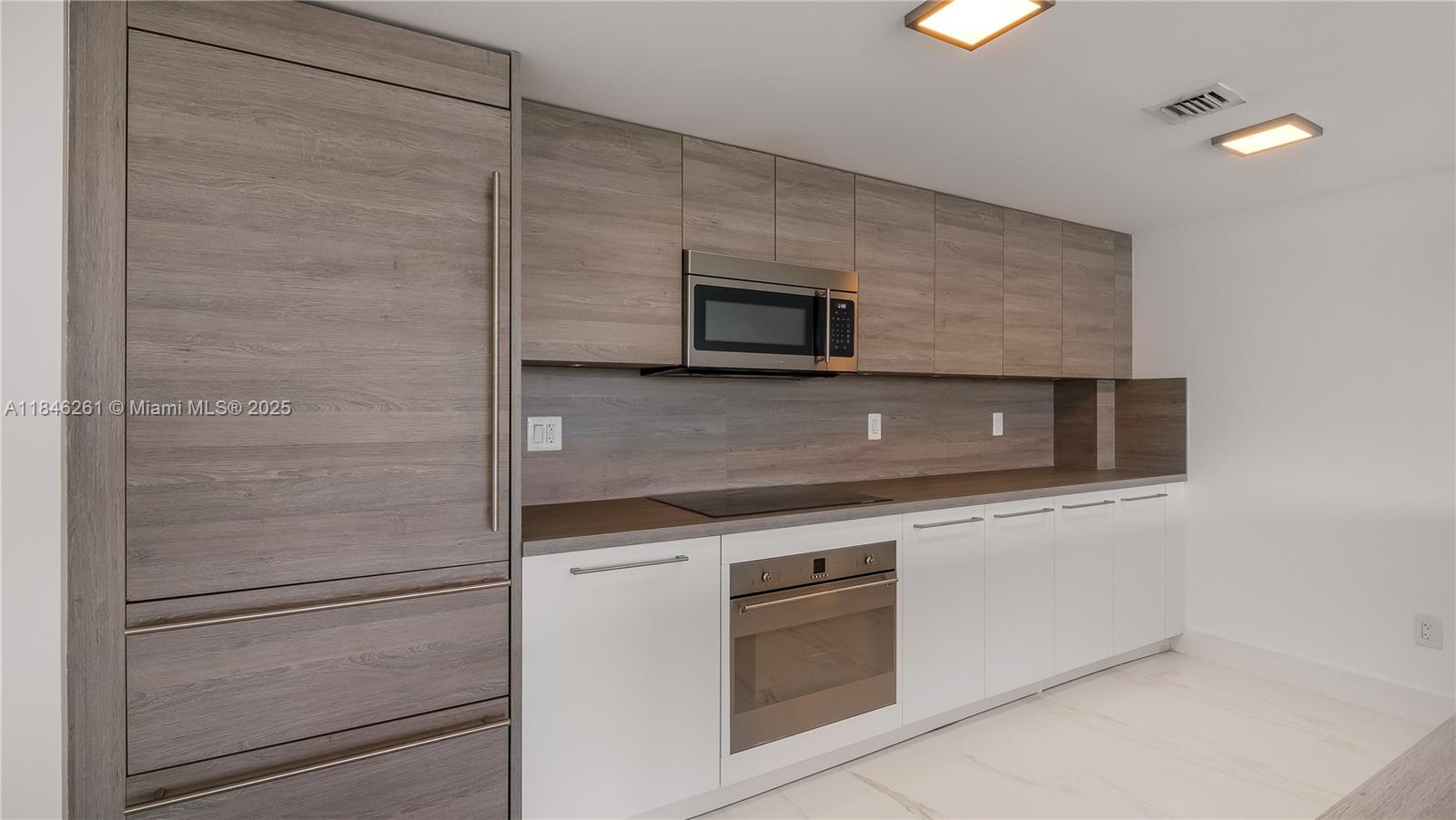 Photo of 400 Sunny Isles Blvd  #1418, Sunny Isles Beach, Florida, 33160 - 