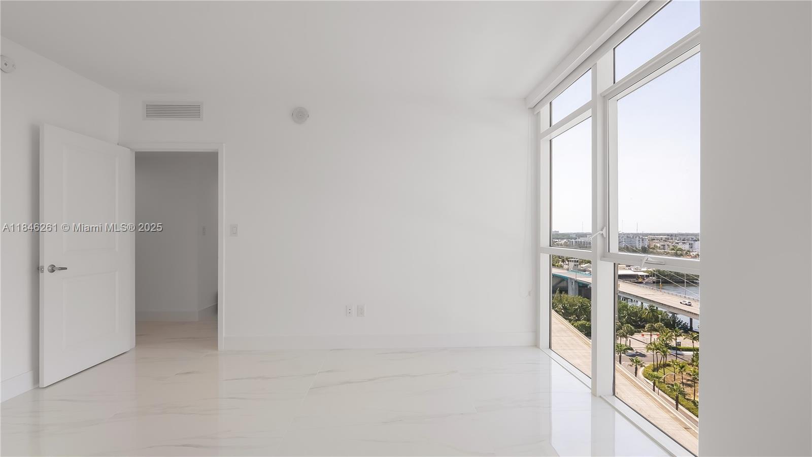 Photo of 400 Sunny Isles Blvd  #1418, Sunny Isles Beach, Florida, 33160 - 