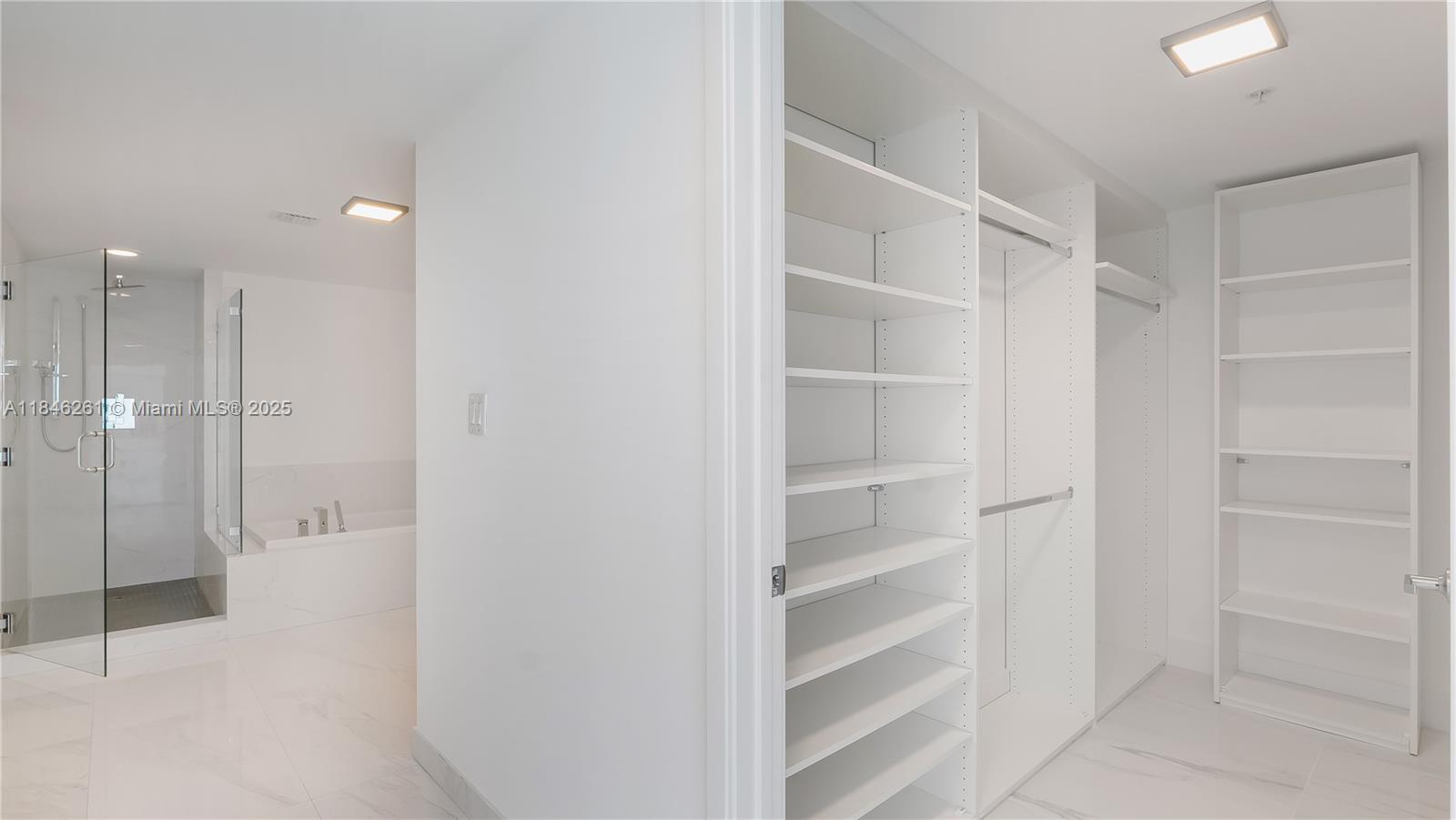 Photo of 400 Sunny Isles Blvd  #1418, Sunny Isles Beach, Florida, 33160 - 