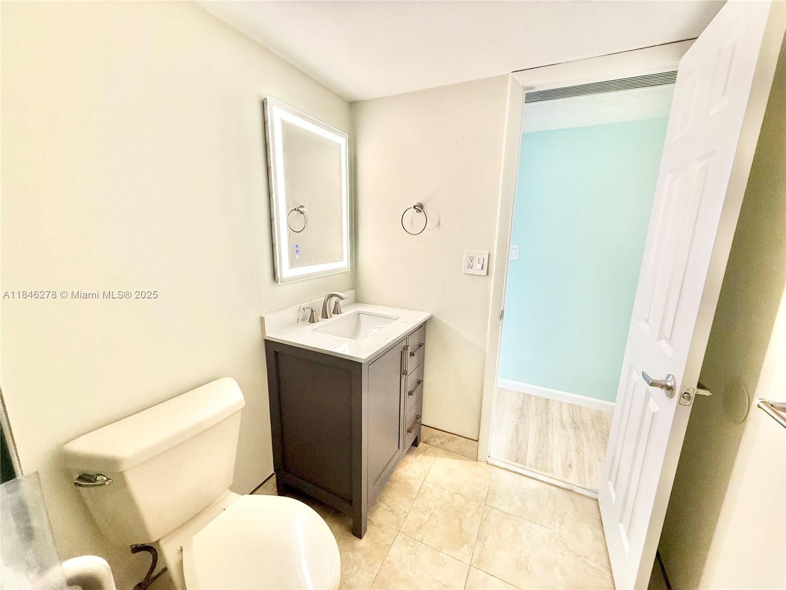 Photo of 1600 Ocean Dr  #7B, Hollywood, Florida, 33019 - 