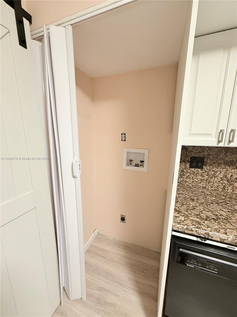 Photo of 1600 Ocean Dr  #7B, Hollywood, Florida, 33019 - Washer & Dryer hookup