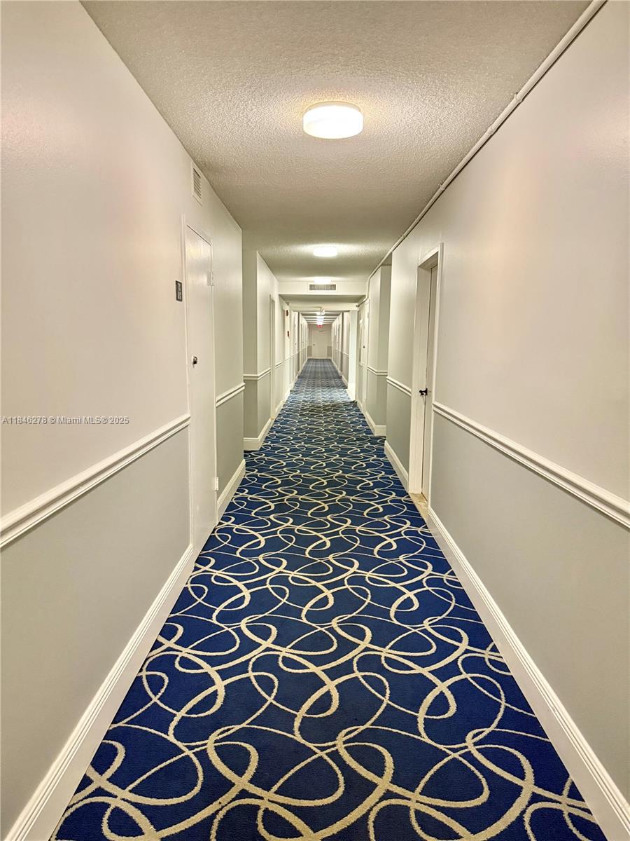 Photo of 1600 Ocean Dr  #7B, Hollywood, Florida, 33019 - Hallway 7th Floor