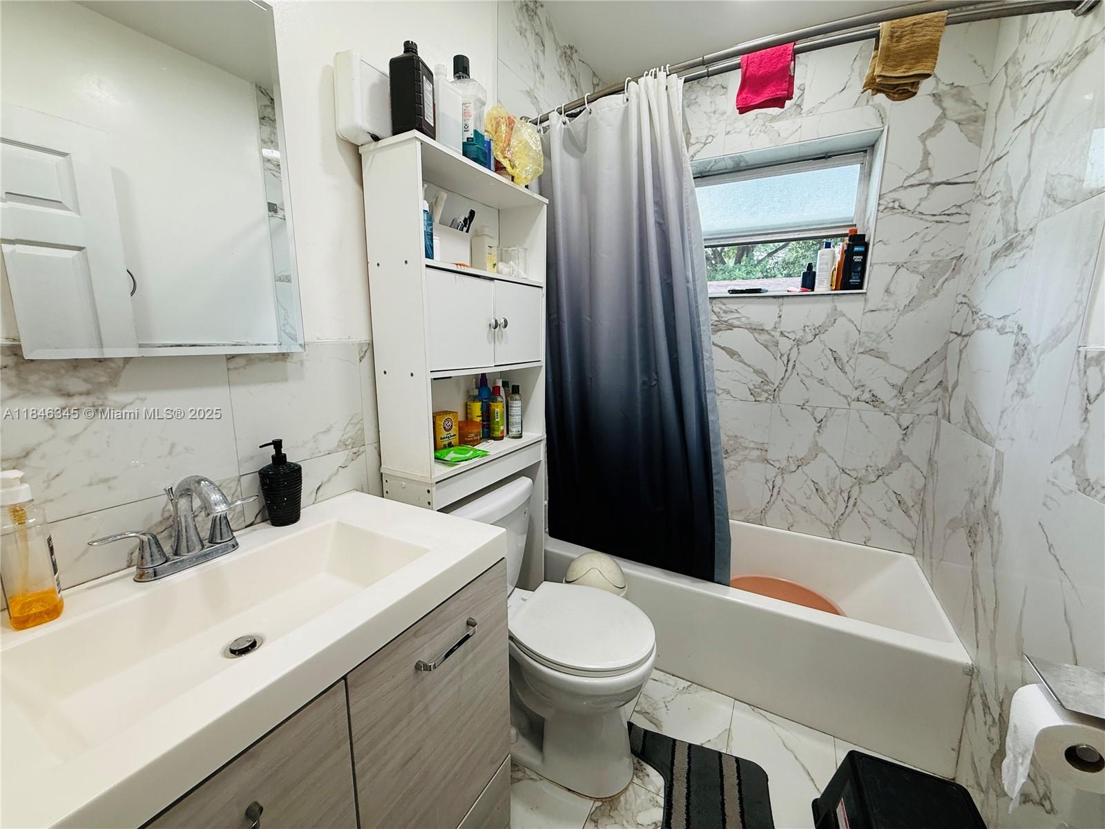   /  1940 sq. ft. $ 2025-09-11 0 Photo