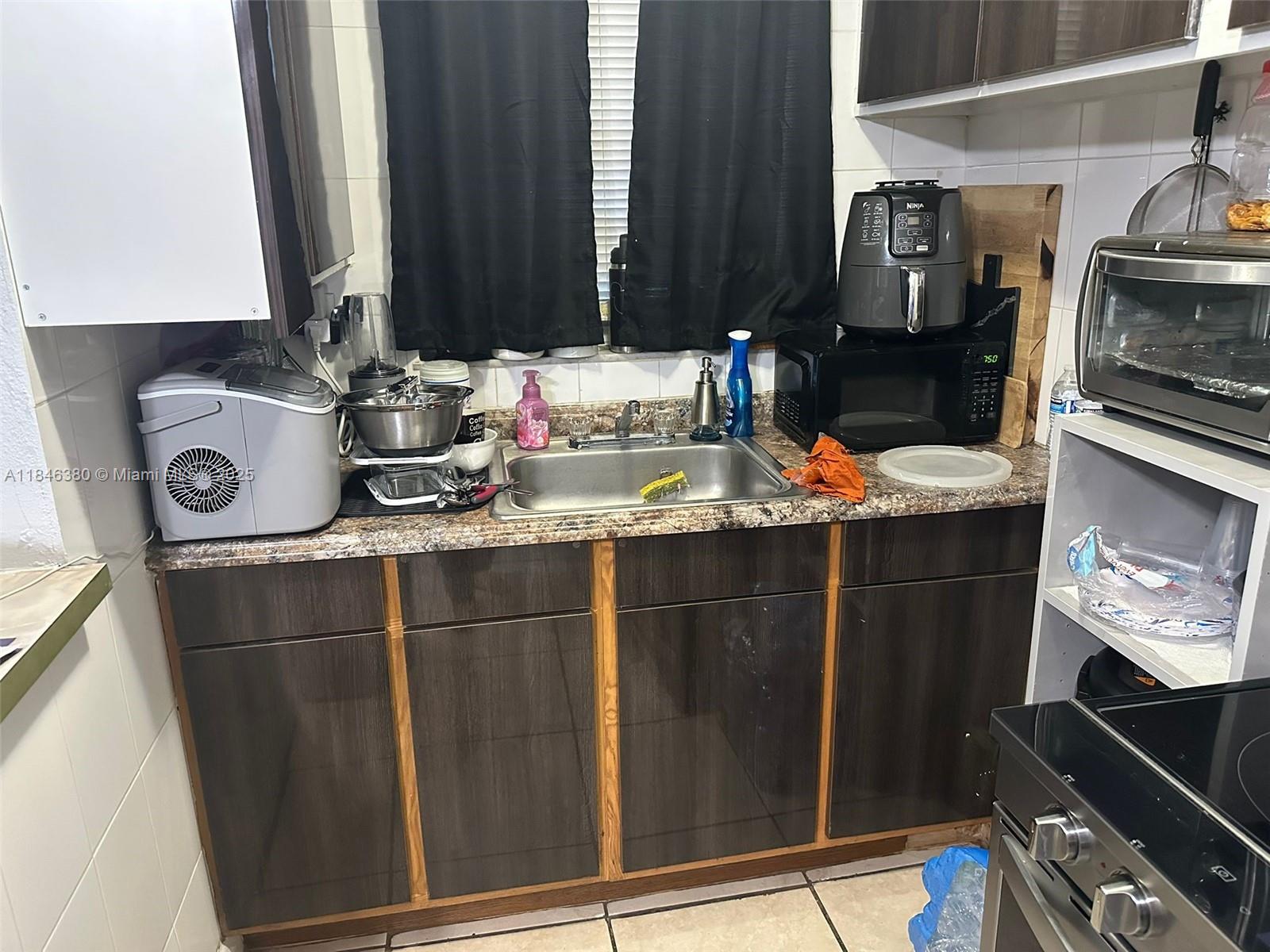 See details / sq. ft. $ 2025-07-24 0 Photo