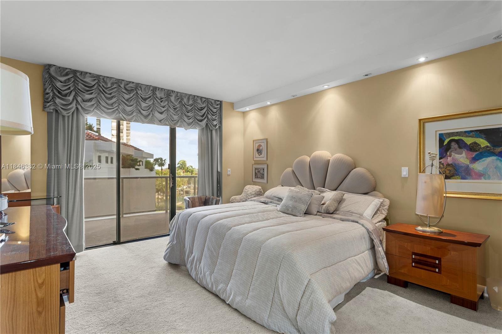 Photo of 20281 Country Club Dr  #207, Aventura, Florida, 33180 - 