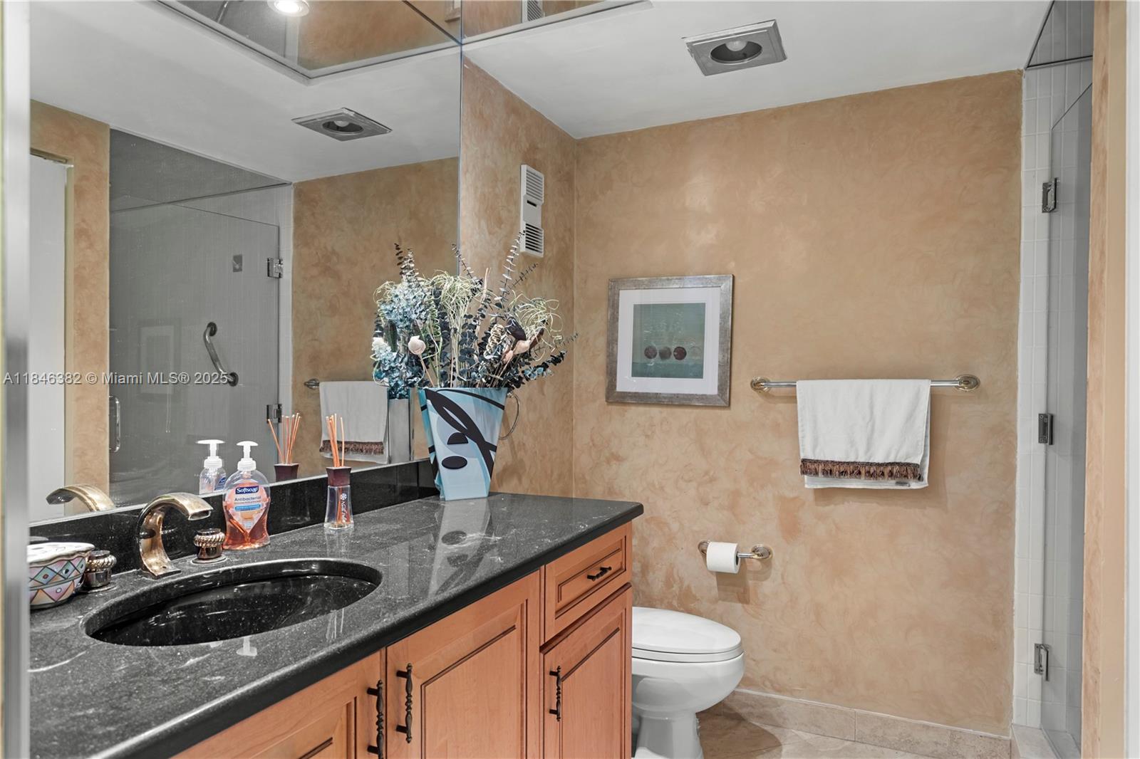 Photo of 20281 Country Club Dr  #207, Aventura, Florida, 33180 - 