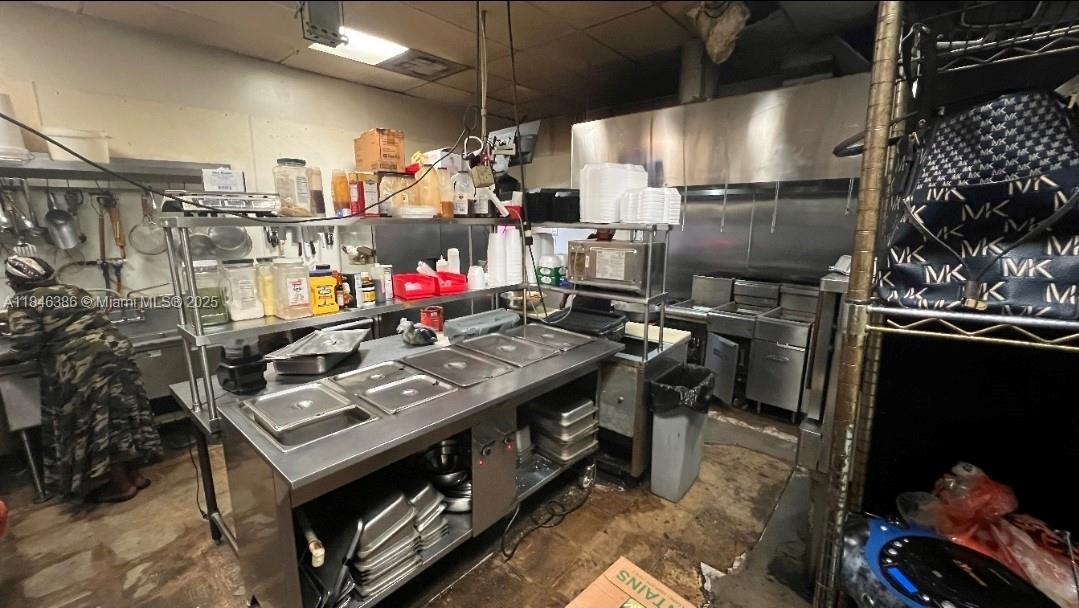 See details / sq. ft. $ 2025-07-24 0 Photo