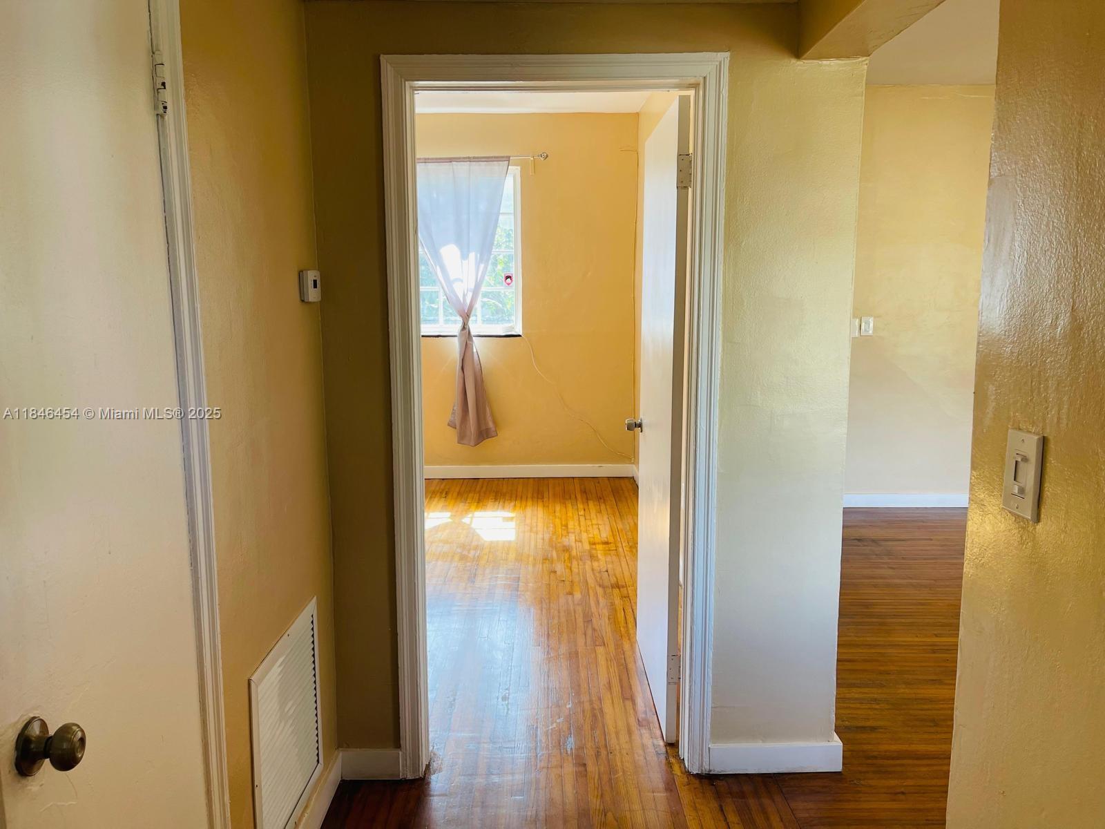 Ver detalles / 2563 sq. ft. $ 2025-07-24 0 foto
