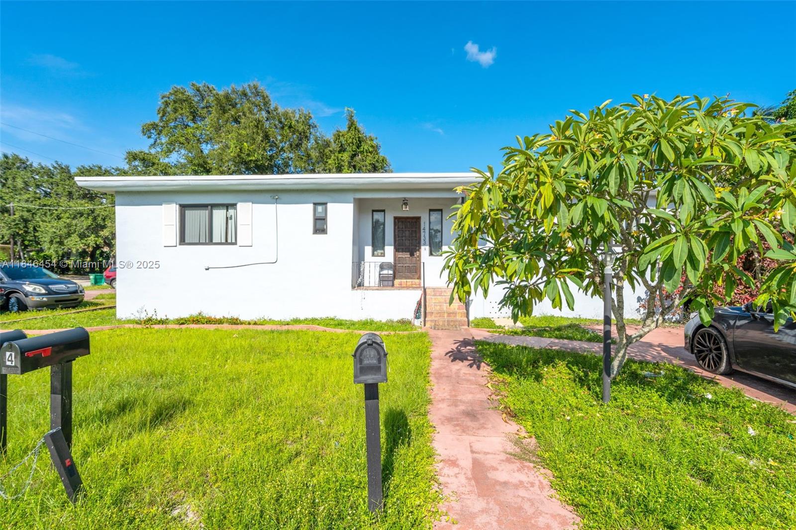 Ver detalles / 2563 sq. ft. $ 2025-07-24 0 foto