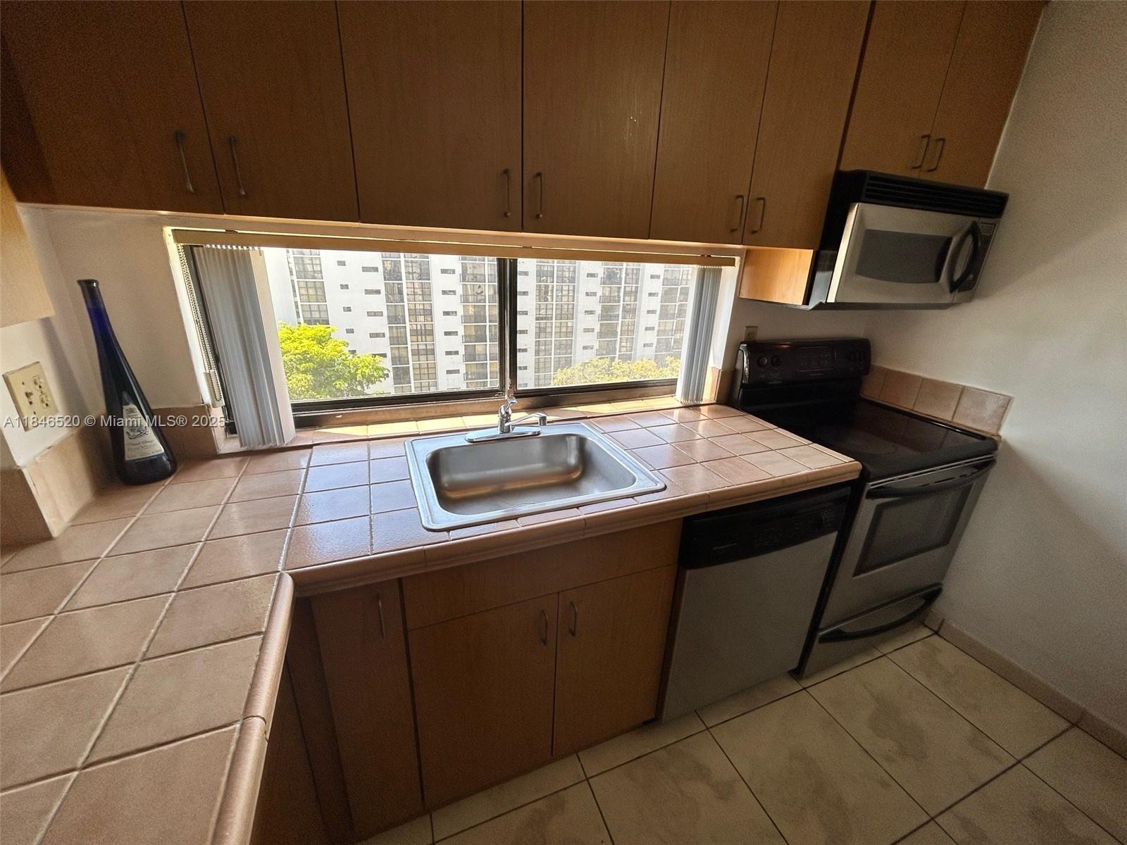 Photo of 17011 Bay Rd  #817, Sunny Isles Beach, Florida, 33160 - 