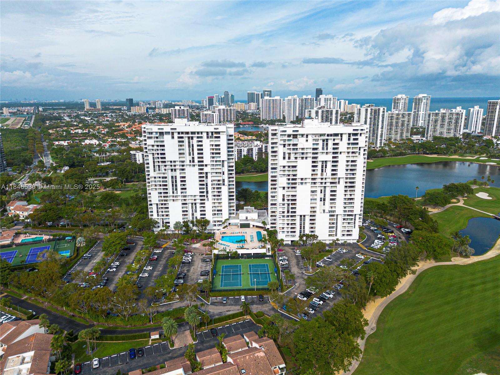 Photo of 20225 34th Ct  #818, Aventura, Florida, 33180 - 