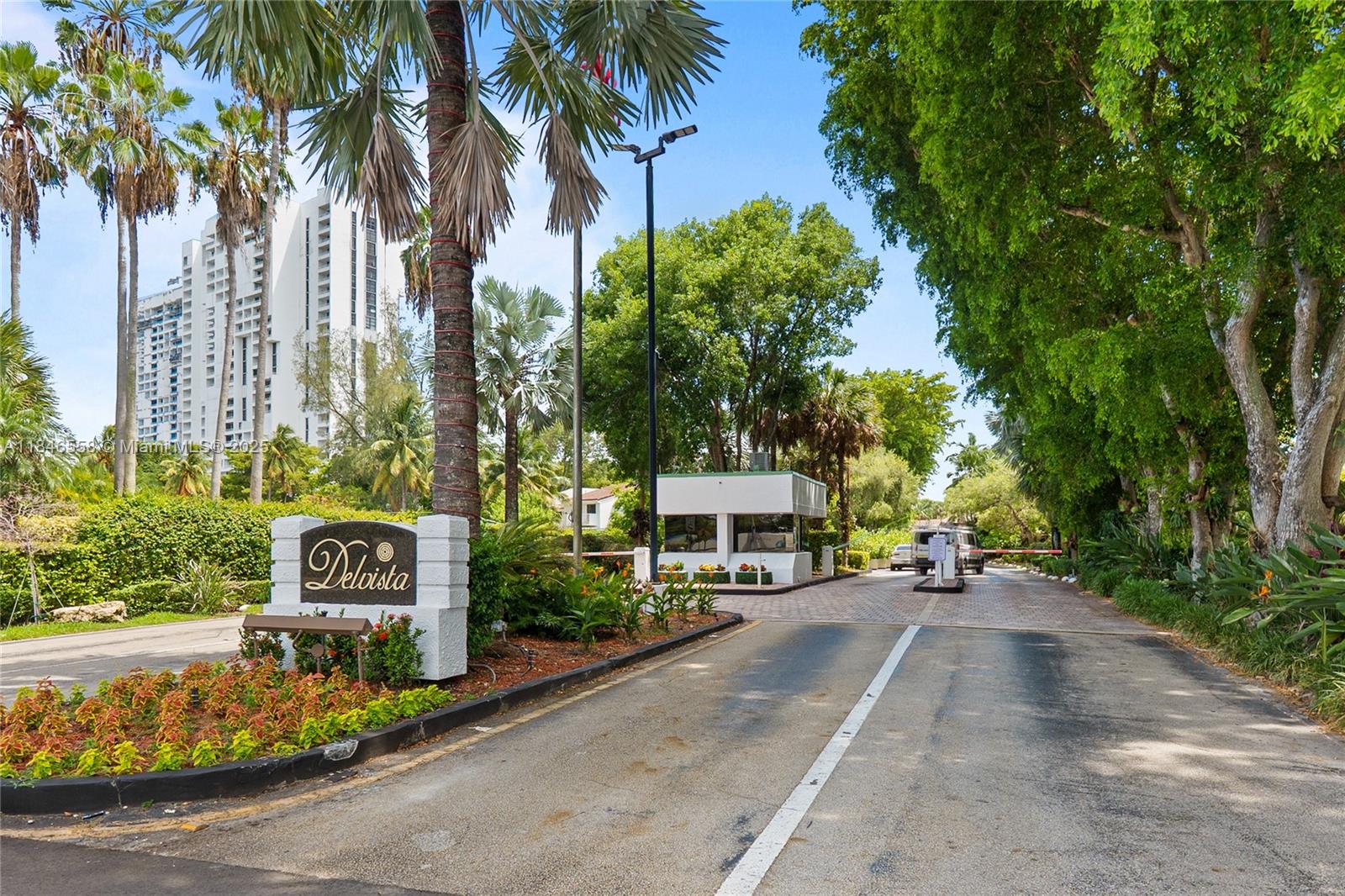 Photo of 20466 34th Ct (20466), Aventura, Florida, 33180 -