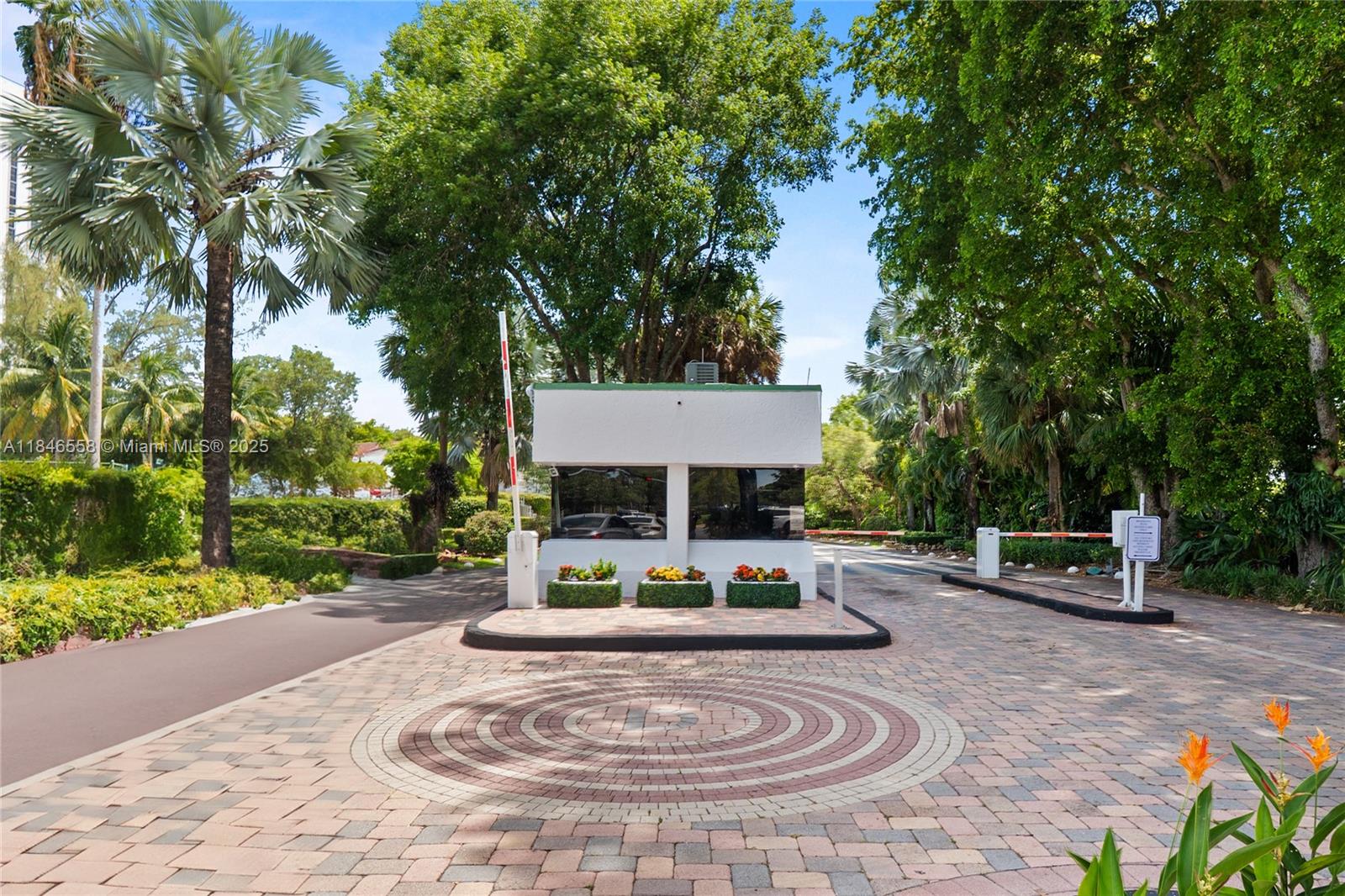 Photo of 20466 34th Ct (20466), Aventura, Florida, 33180 -