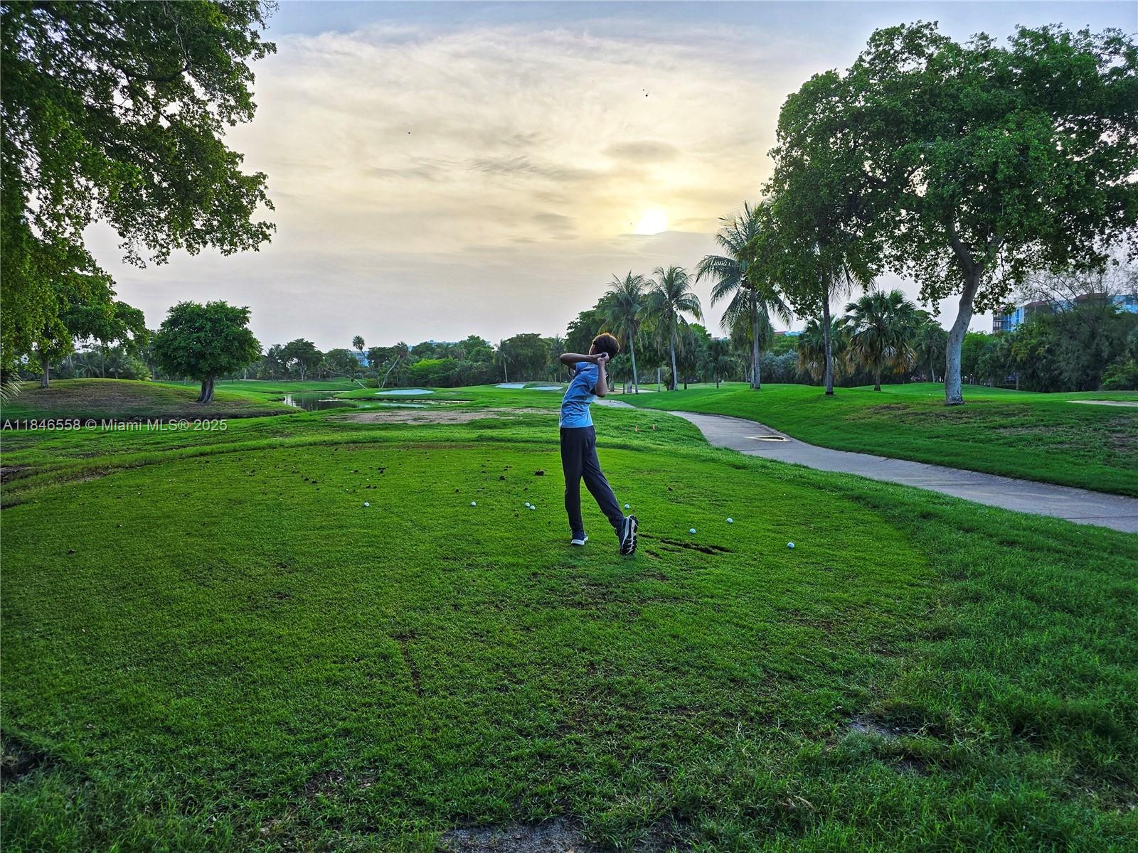 Photo of 20466 34th Ct (20466), Aventura, Florida, 33180 - Golf course