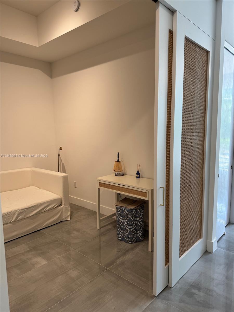 See details 402 2 / 3 1391 sq. ft. $ 2025-07-24 0 Photo