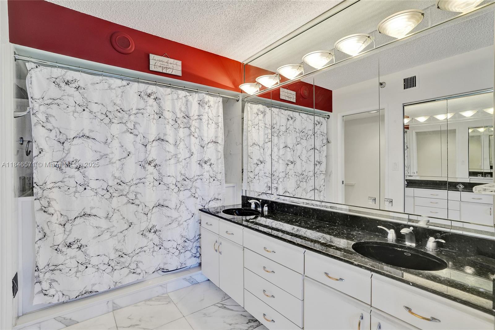 Photo of 19101 Mystic Pointe Dr  #1711, Aventura, Florida, 33180 - 
