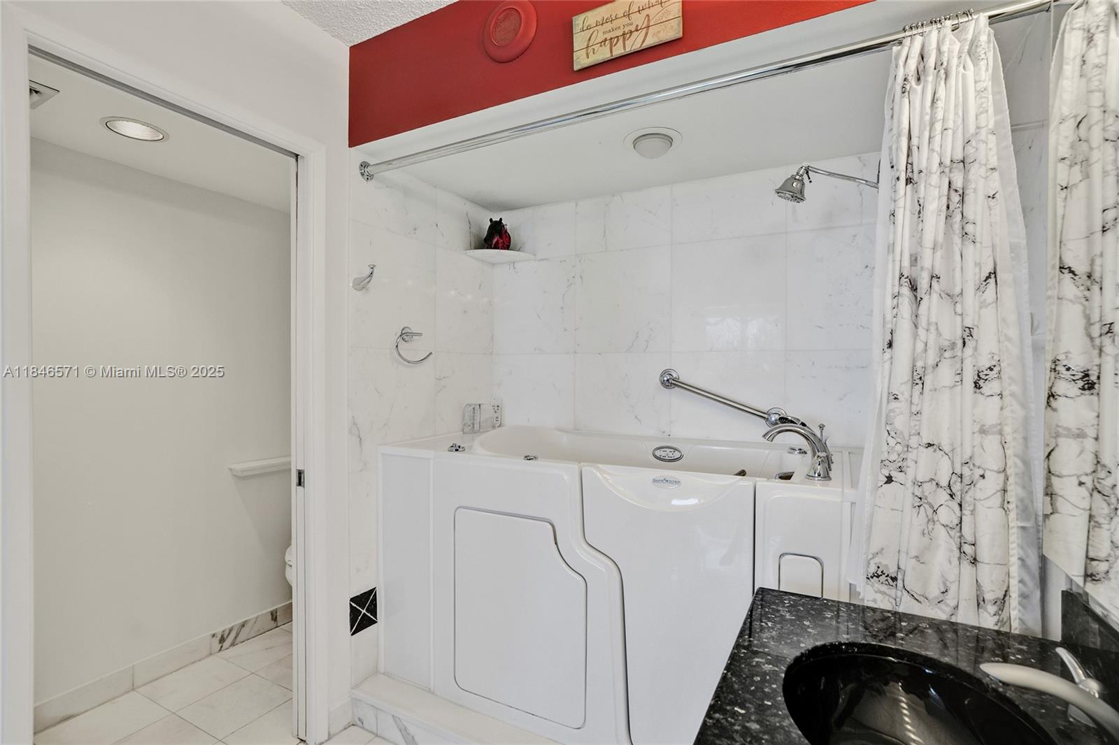 Photo of 19101 Mystic Pointe Dr  #1711, Aventura, Florida, 33180 - 