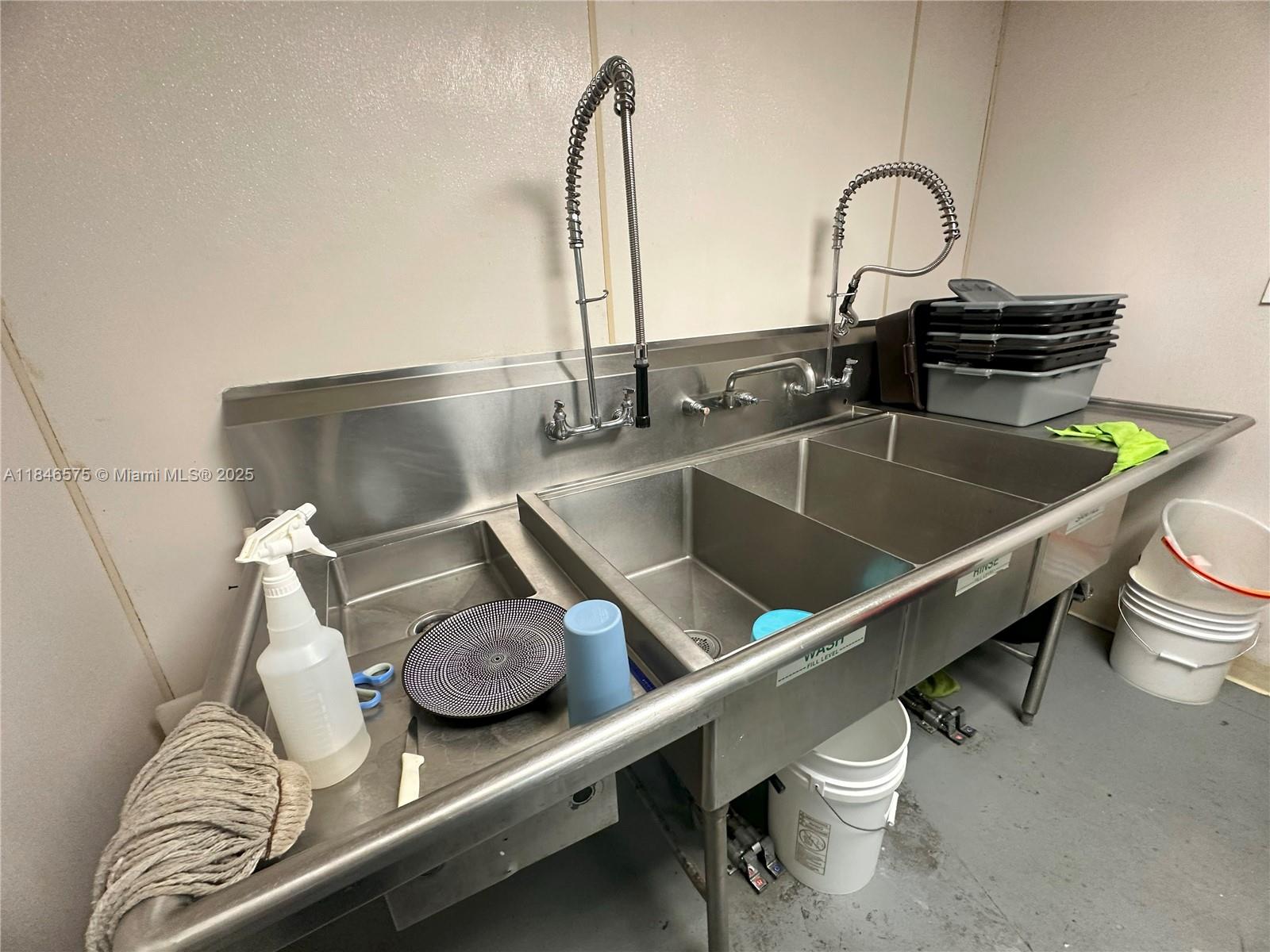 See details / sq. ft. $ 2025-07-24 0 Photo