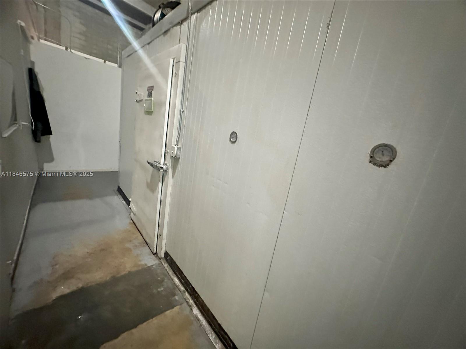 See details / sq. ft. $ 2025-07-24 0 Photo