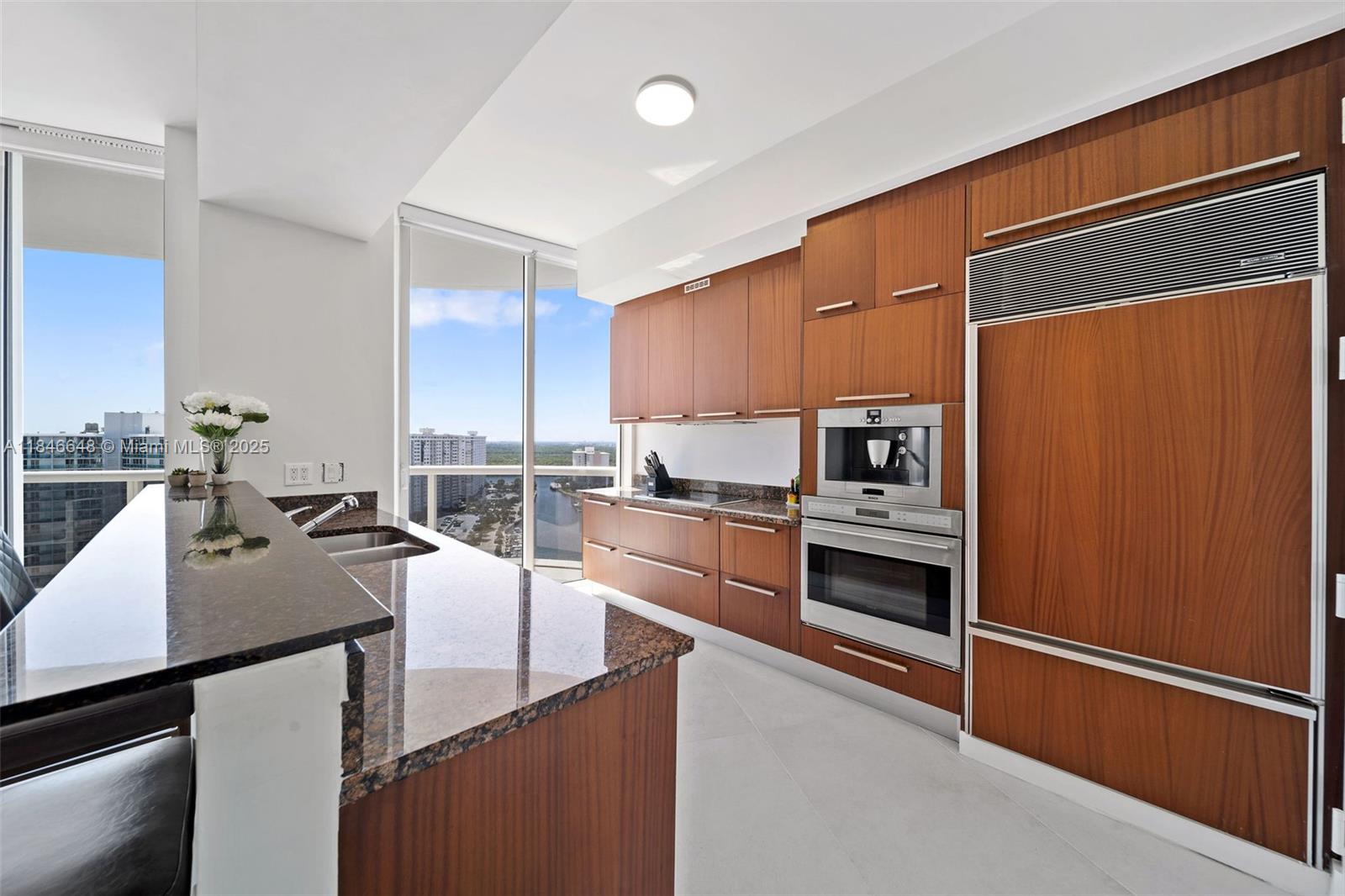 Ver detalles 1805 2 / 2 1463 sq. ft. $ 2025-07-24 0 foto